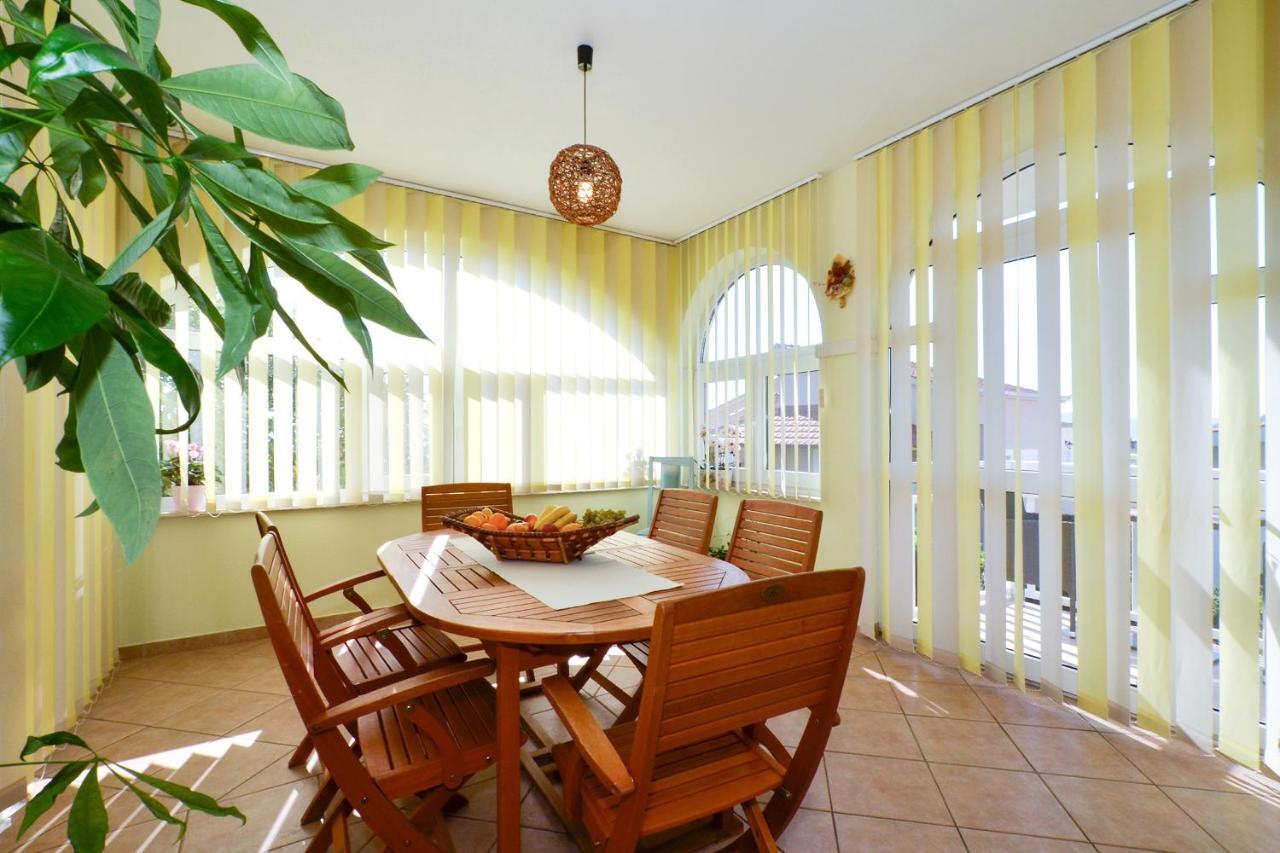 Apartment Una Сегет-Враница Экстерьер фото