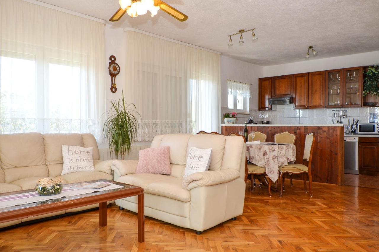 Apartment Una Сегет-Враница Экстерьер фото